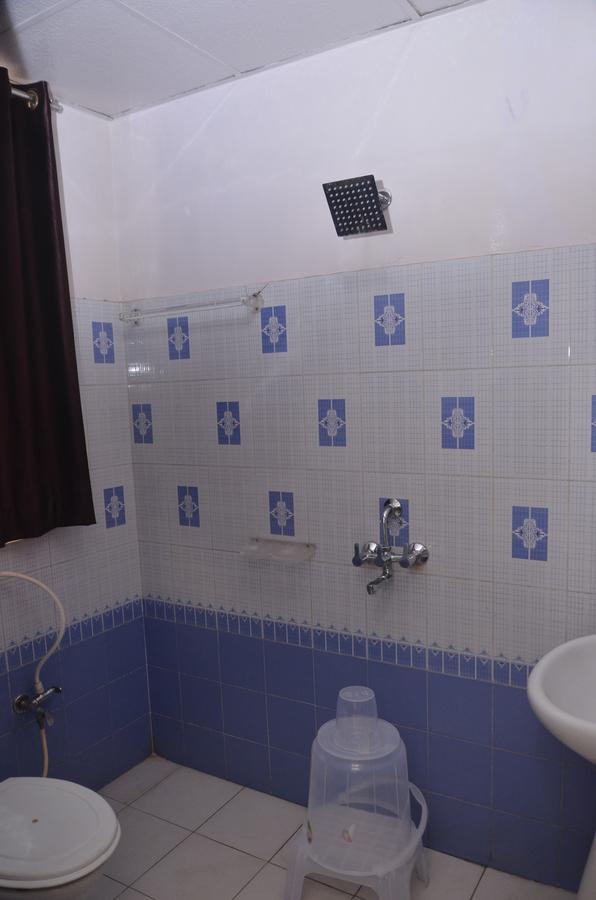 Oyo 8076 Hotel Europe Plaza Lucknow Exterior foto