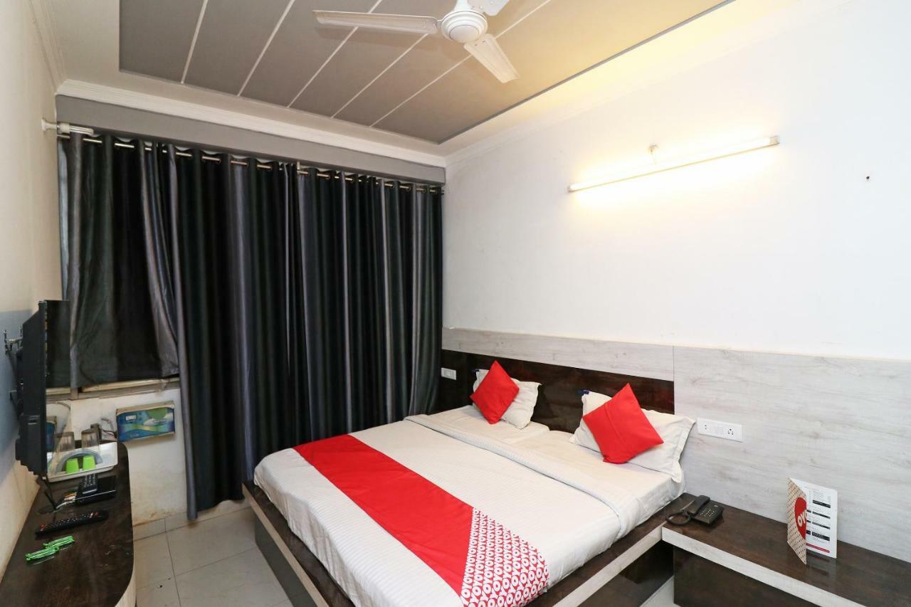 Oyo 8076 Hotel Europe Plaza Lucknow Exterior foto