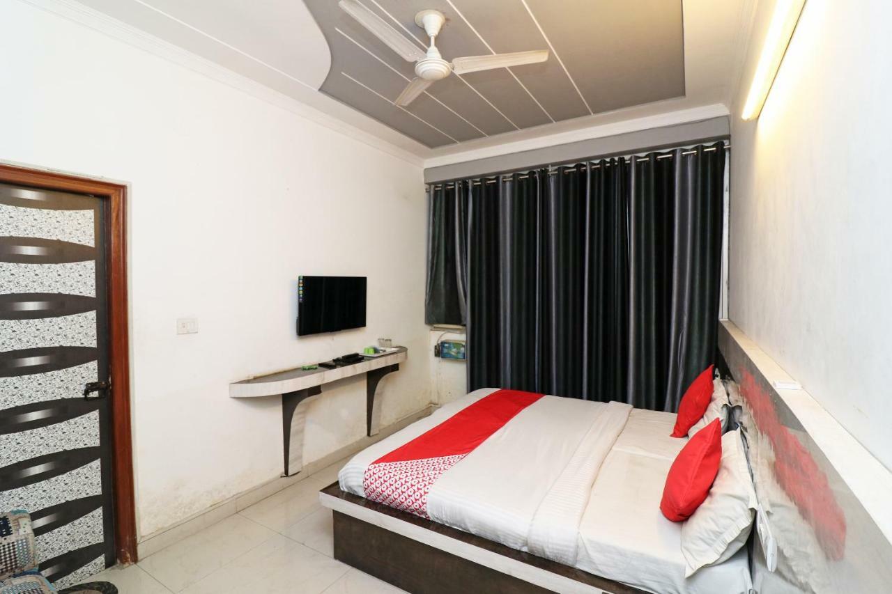 Oyo 8076 Hotel Europe Plaza Lucknow Exterior foto